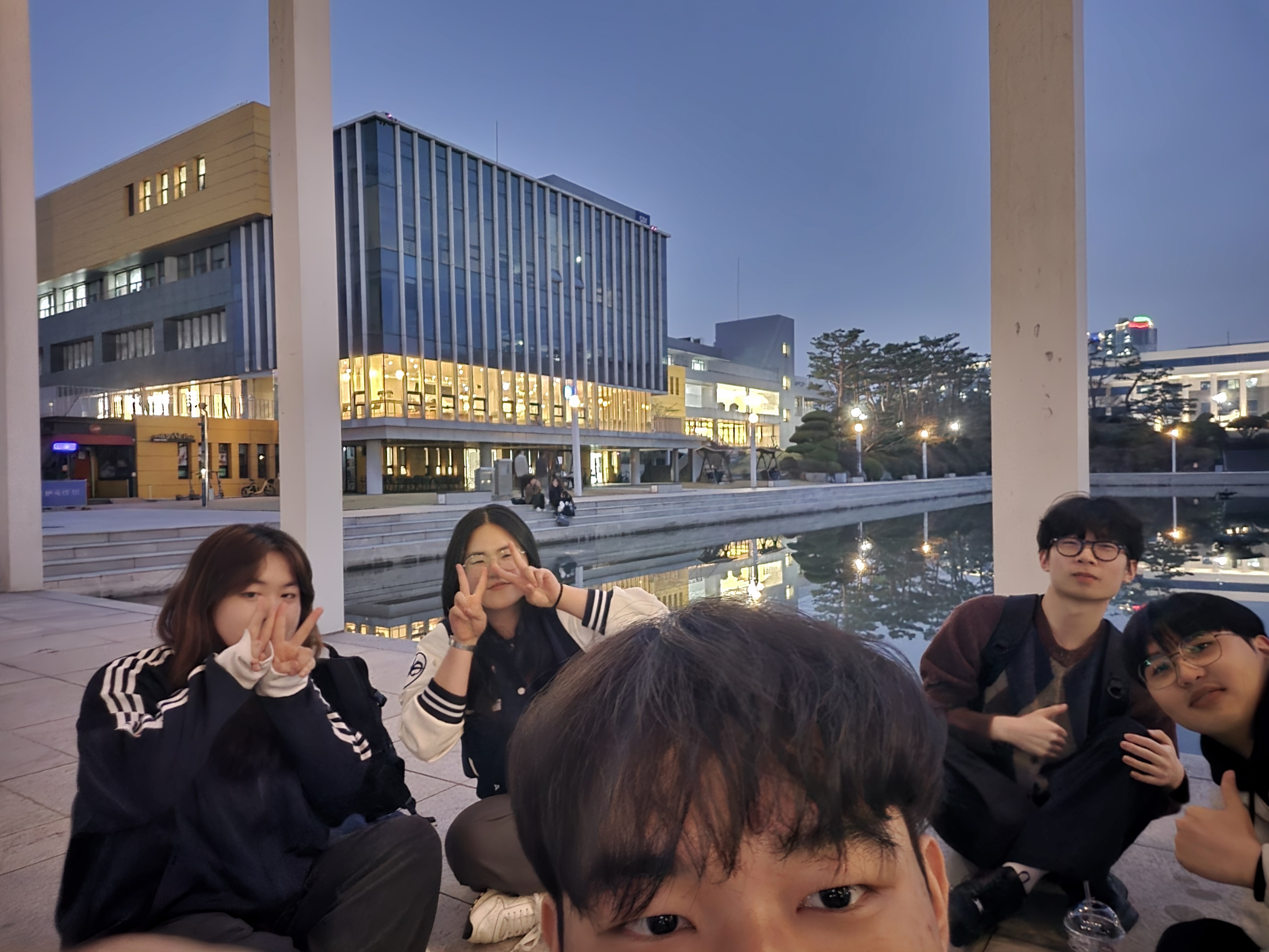 8조 사진 13