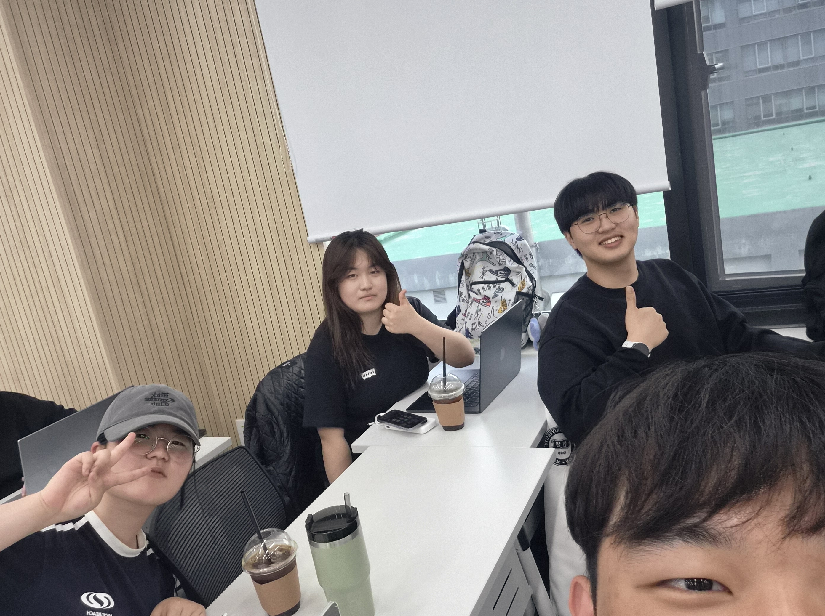 8조 사진 8